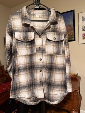 NYC Neutral Plaid Button-Front Shacket in Cream, Black & Tan